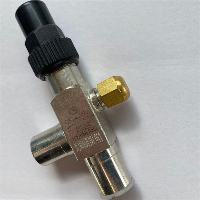 Thời gian sử dụng lâu Valve góc làm lạnh / 0?? 6.3MPa HCFC R717 Solder Angle Valve